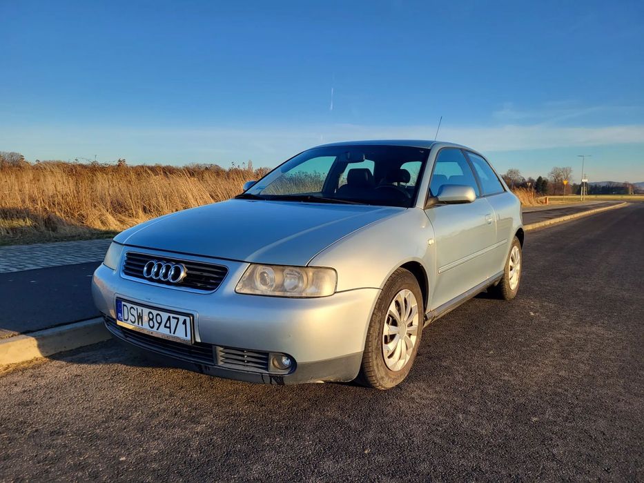 Audi A3 3-drzwiowe 1,8 benzyna, klimatronic, ładny stan