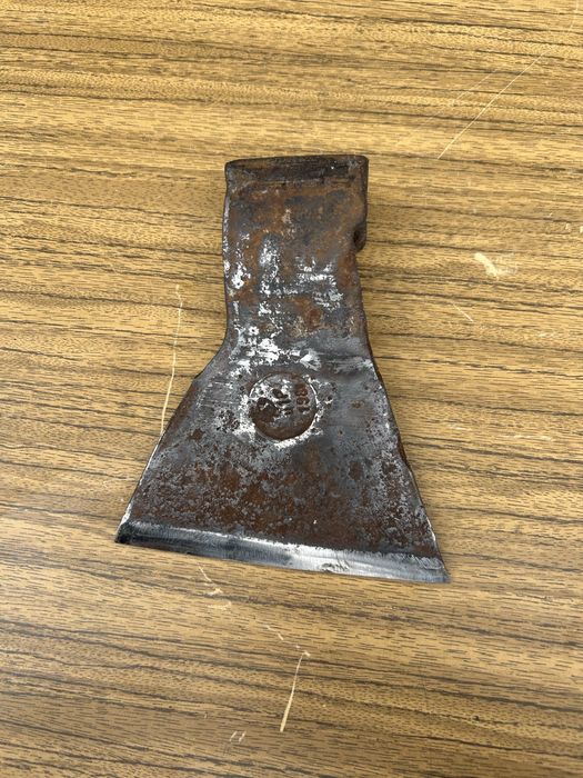 сокира радянських часів