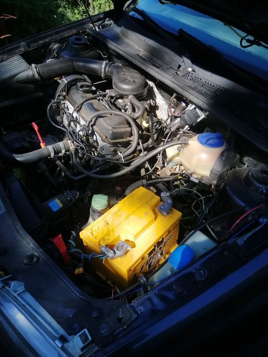 Гольф3  1.8 бензин