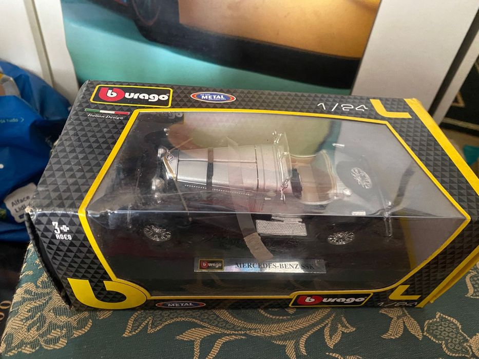 Veículos escala 1/24