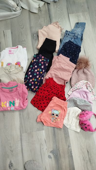 Paka ubrań dla dziewczynki rozm 122/128