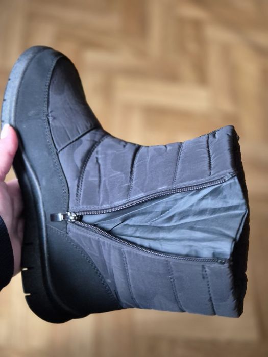 Чоботи дутики жіночі теплі