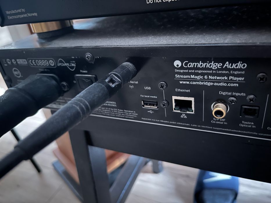 Cambridge Audio Stream Magic 6 - sieciowy odtwarzacz STREAMER Spotify