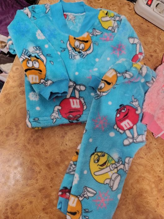 Одяг  для дівчинки