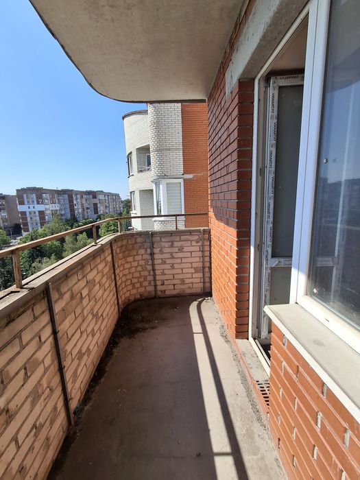 Продаж квартири на вул.Коновальця