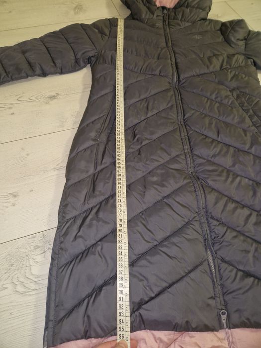 Kurtka/plaszcz zimowy 4f rozm L