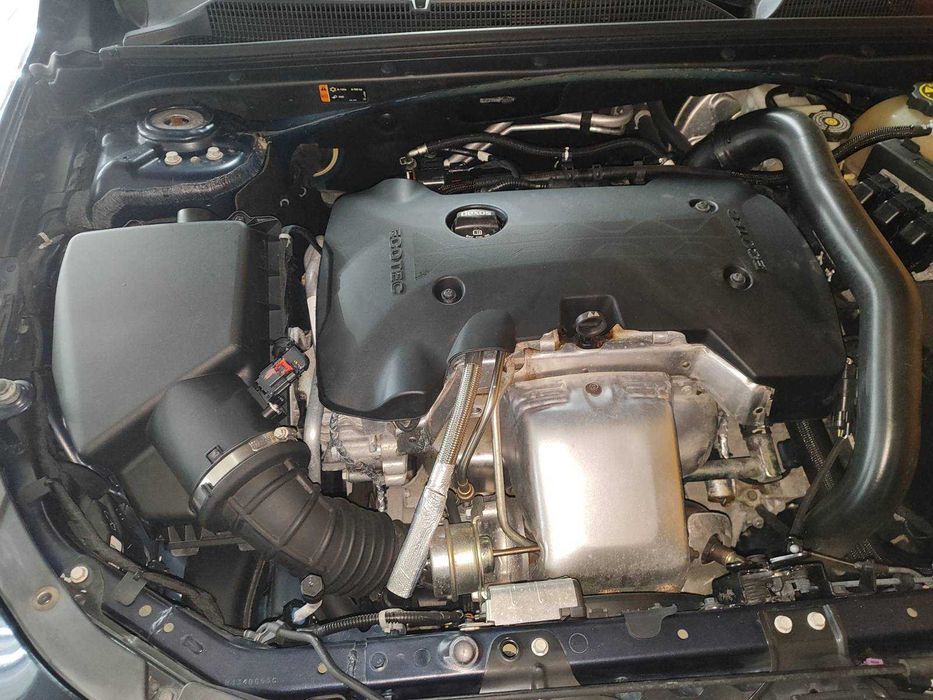 Шевроле Malibu 2016 -2.0 турбо