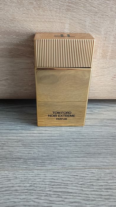 Tom Ford Noir Extreme Parfum około 30/100ml