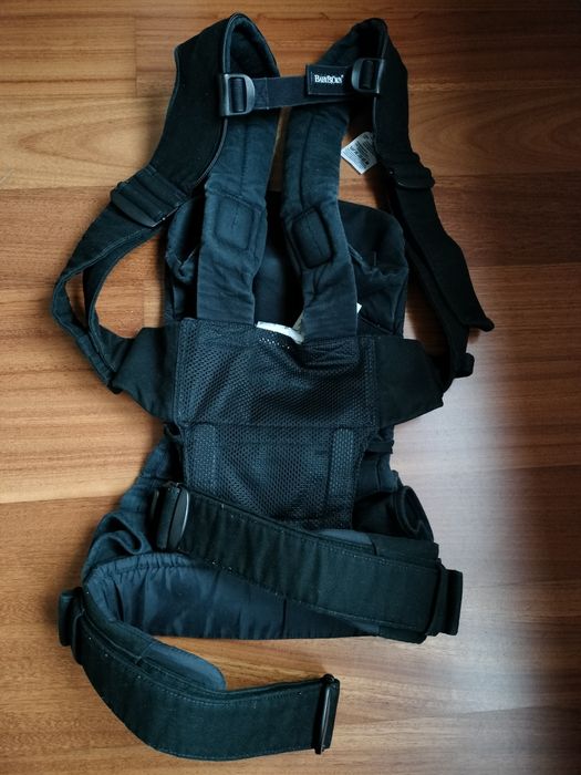 Marsúpio BabyBjorn ONE • preto