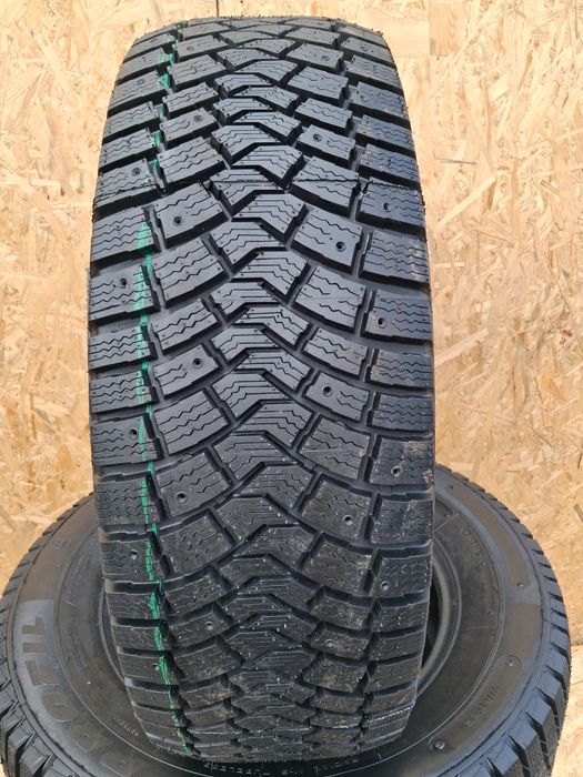 Opony bieżnikowane Sanok Motokris ul. Bema 5
