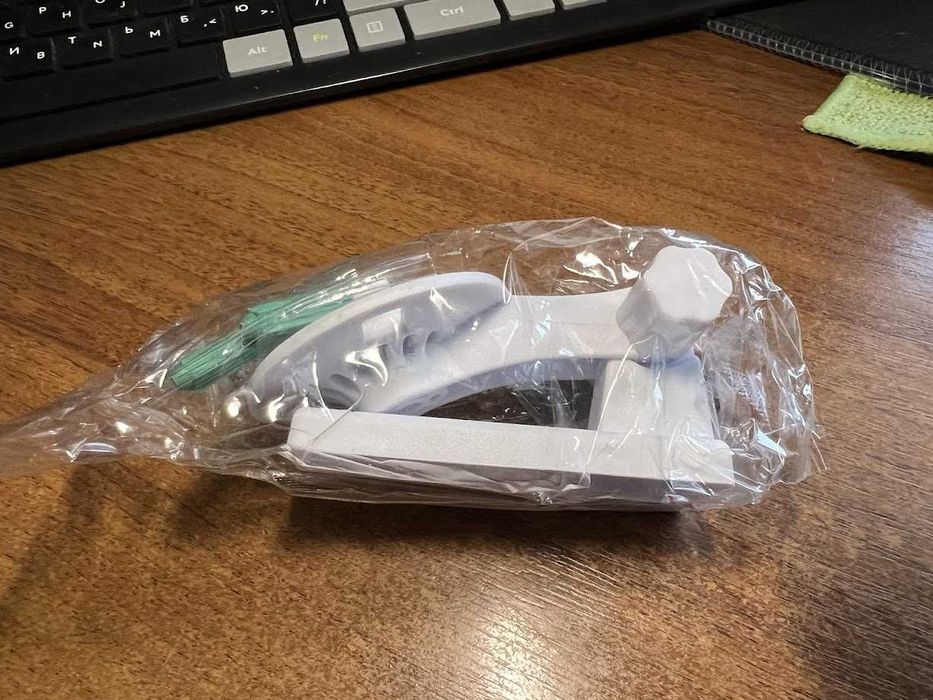 Настінний кронштейн для камери