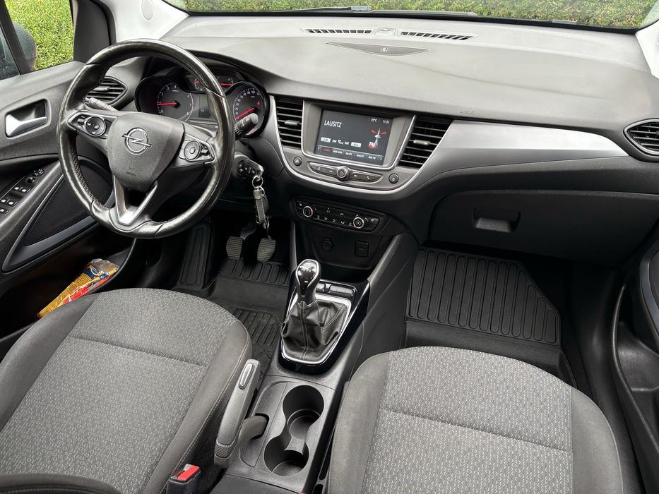 Opel Crosland X 2019 rok