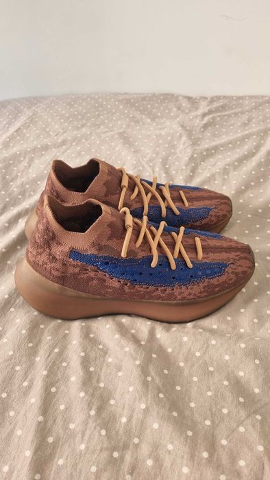 Sapatilha Adidas Yeezy Boost 380 Azure