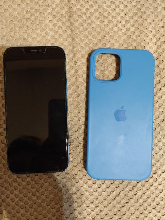 iPhone 12 64GB Blue + Etui