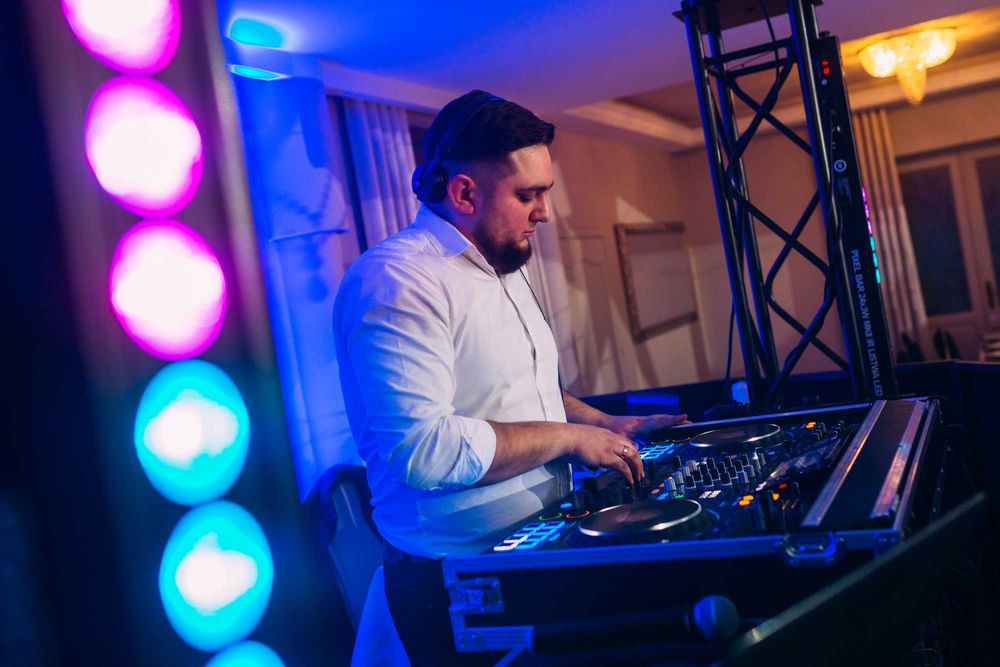 DJ na wesele 18 40 imprezy okolicznościowe eventy