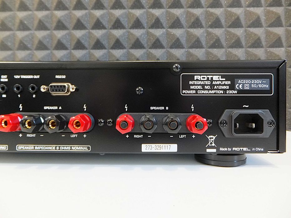 Wzmacniacz stereo ROTEL A12 mk2 / DAC / Bluetooth / karton