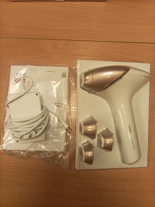 Depilator laserowy Philips Lumea BRI956