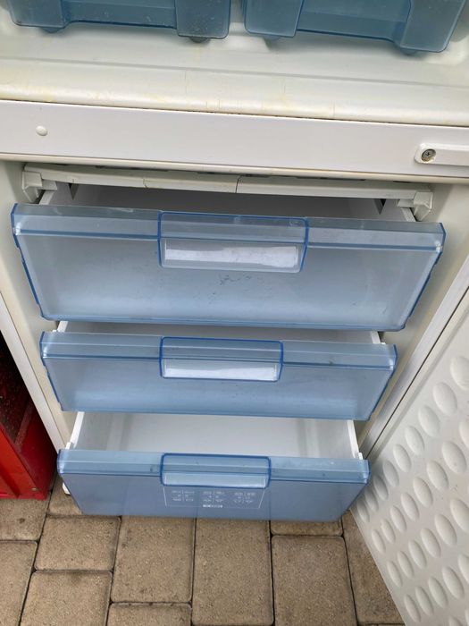 Półki do lodówki Bosch KGV36610/ 02