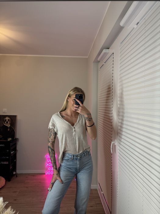 Lniany bezowy kremowy tshirt