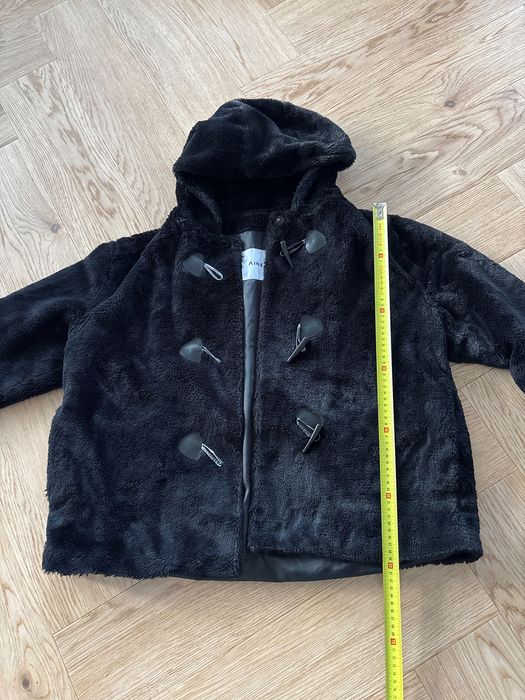 Sztuczne futerko kurtka czarna 42