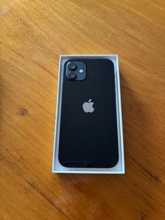 Iphone 12 em otimo estado