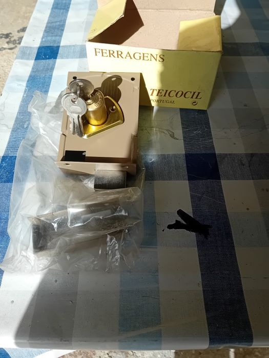 Fechaduras para armários portas