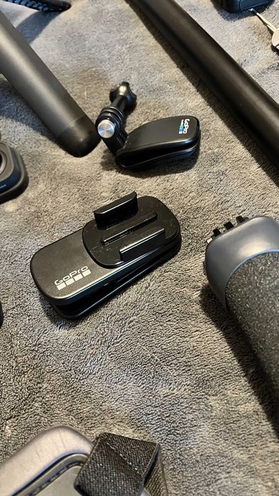 GoPro Hero 11 Black com todos acessórios comprado em 2 jan/23