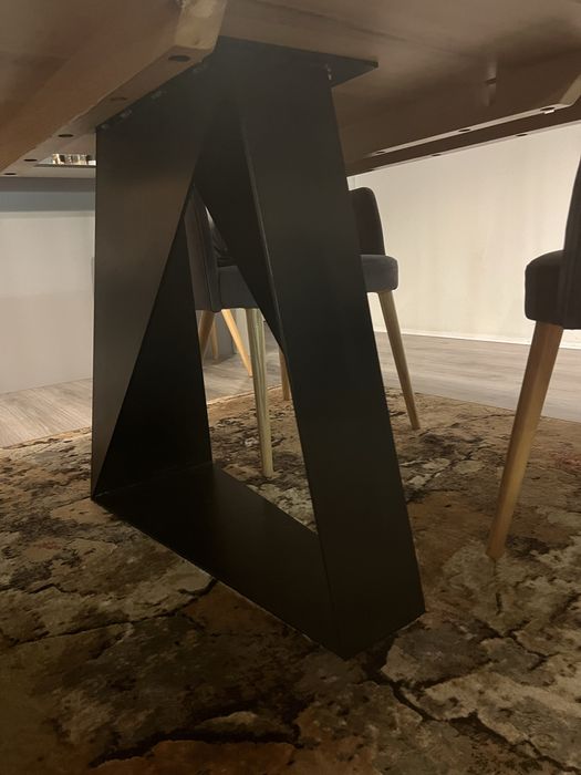 Pés de Mesa em Ferro