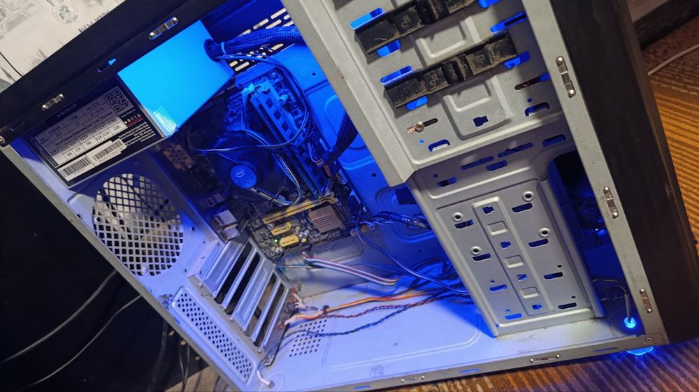 Продам пк для работы/легких задач