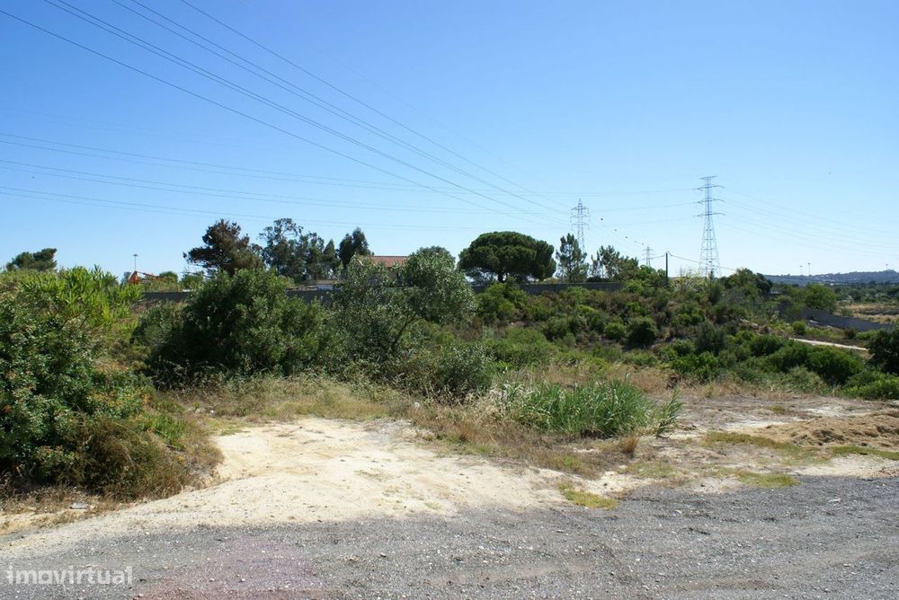 Terreno Em Foros Da Catrapona - Seixal