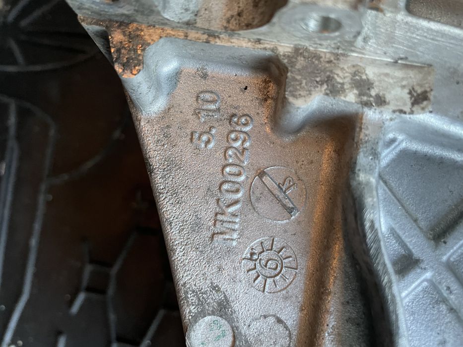 Колектор впускний VAG 04L129766AQ