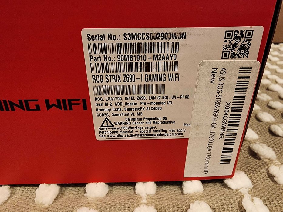 Asus Z690i ITX материнська плата для Intel 1700