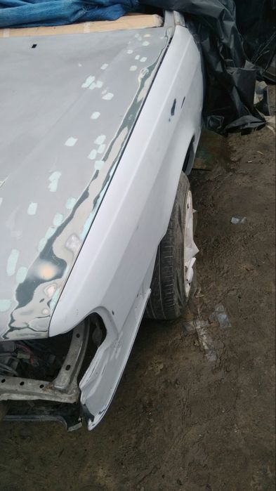 Передние крылья Audi 200 3B