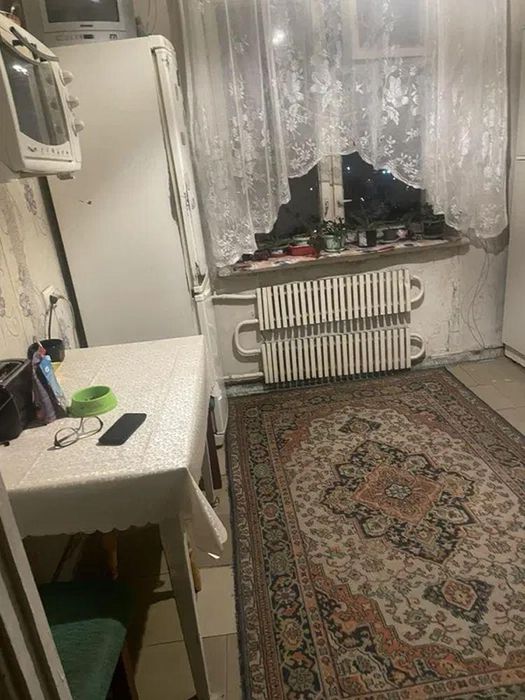 Продам 3-комн квартиру в районе Янтарная ул.