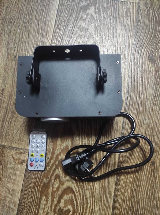 Світлодіодне сценічне світло