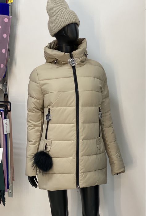 Куртка зима модна жіноча нова тепла красива 42 46 48