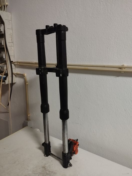 Suspensão Yamaha DT