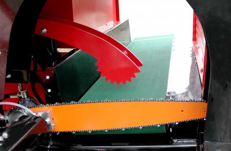 Automatyczna piło łuparka spalinowa mocna 30 ton 24KM mobilna joystick