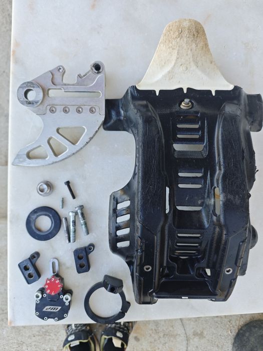 Husqvarna FE 350 2023 material