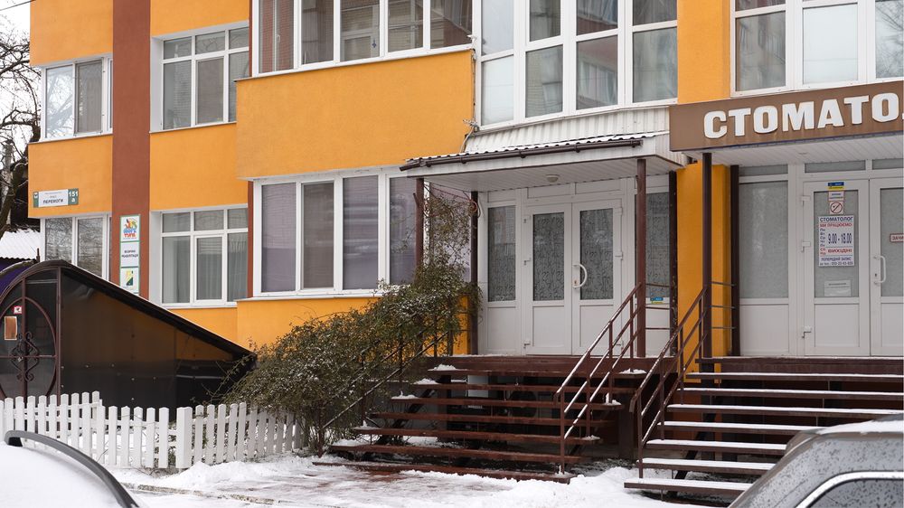 Фасадне приміщення 70 кв.м ремонт Центр Пр. Перемоги 5 Кутів