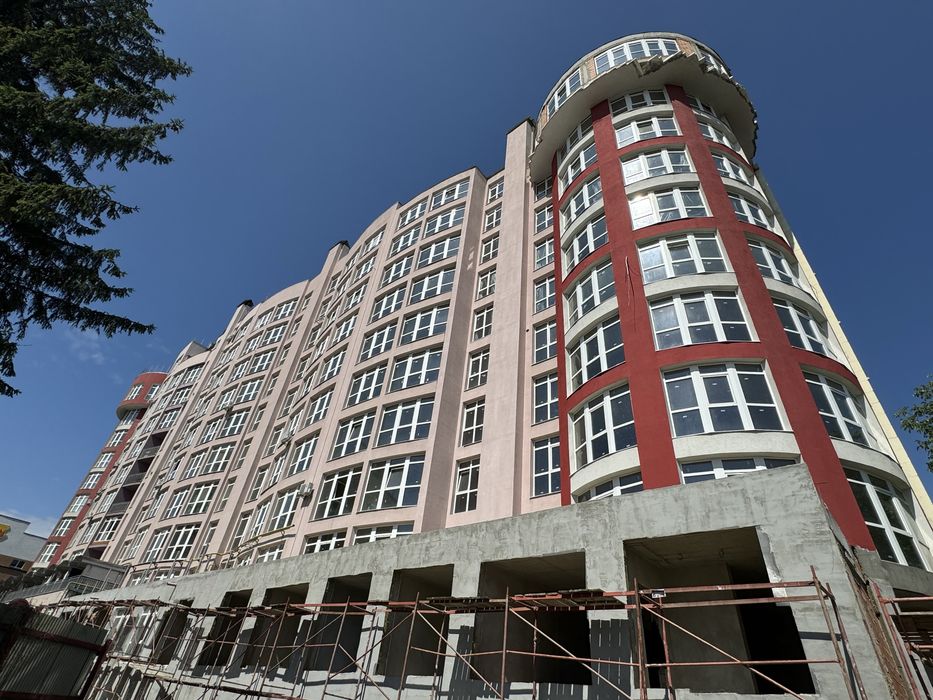 Продається 2 кімнатна Новобудова вул Буковинська 33