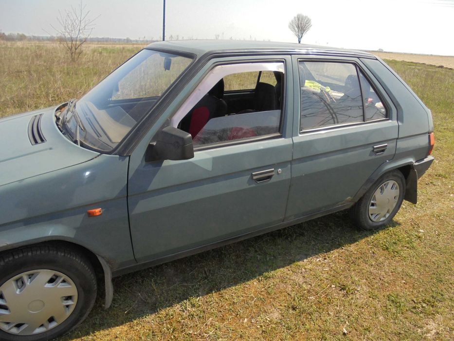 Skoda Favorit 1.3 benzyna przeznaczony na części