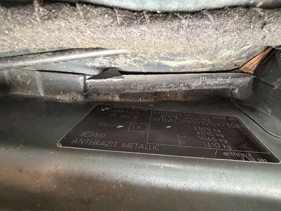 Błotnik BMW E39 Lift przód anthrazit metallic 397/7 prawy przód