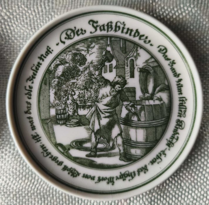 Lote de 3 bases de copo em louça - Hutschenreuther 1814