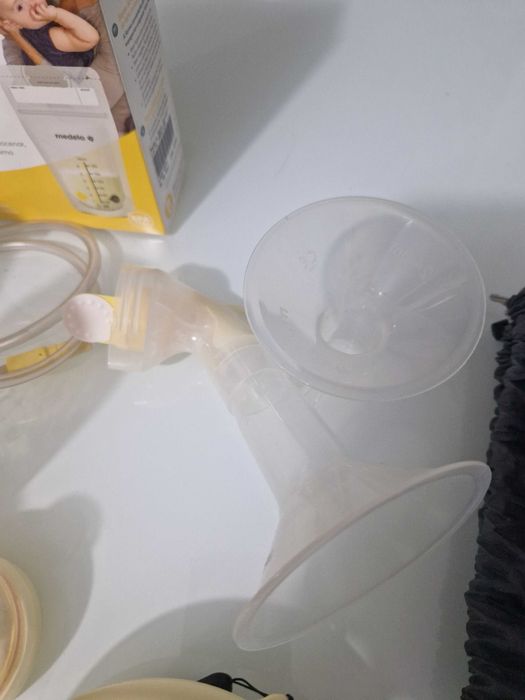 Maquina de extração de leite Medela. Tudo para Amamentação