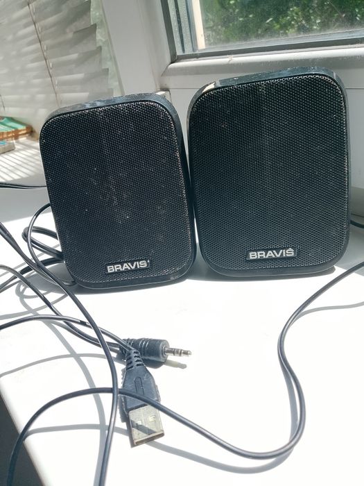 Комп'ютерні колонки Bravis