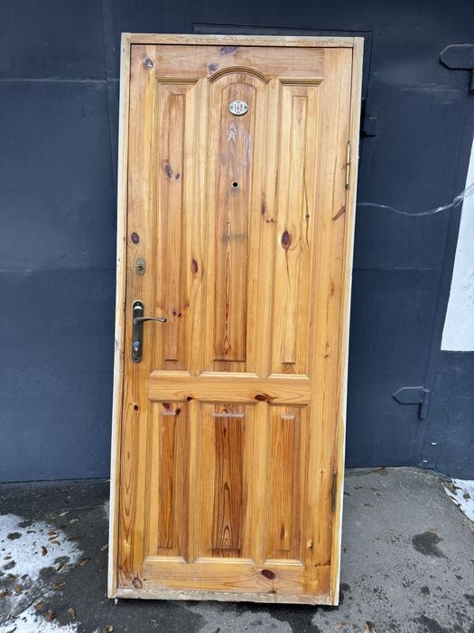 Двері металеві 2.05 на 0.86