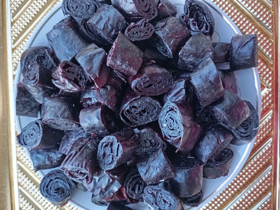 Джеми, Пастила сливова та соуси  ткемалі та  з чорної смородини