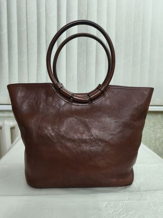 Продам кожаную женскую сумку