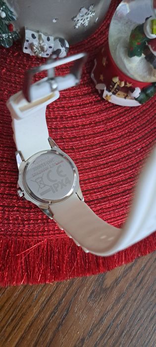 Zegarek  nowy damski w pudełku nieużywany